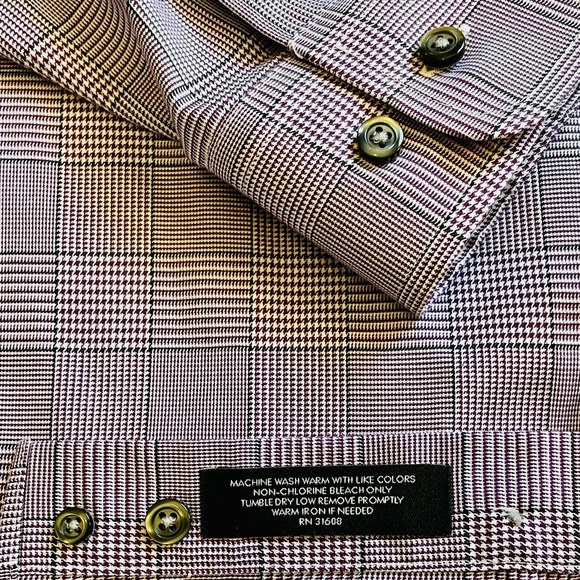 **NWOT** Jos. A. Bank Traveler’s Collection💯🙌🏻💪🏽 - Picture 5 of 6